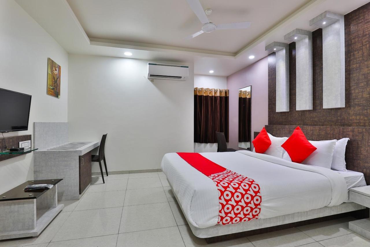 Oyo 23174 Hotel Parth Inn Dwārka Exteriér fotografie