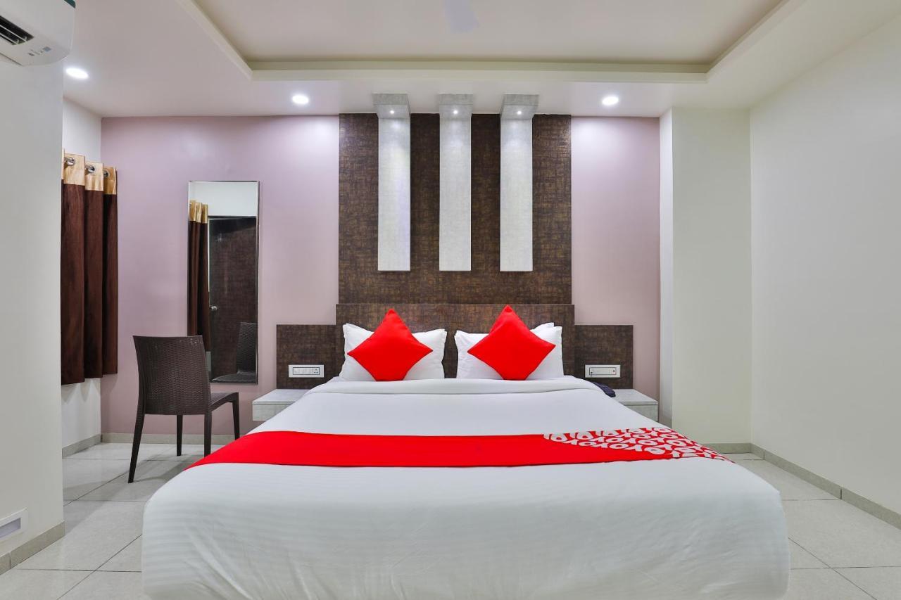 Oyo 23174 Hotel Parth Inn Dwārka Exteriér fotografie
