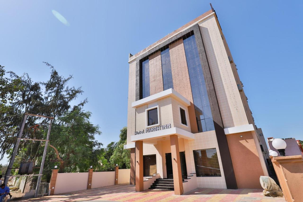 Oyo 23174 Hotel Parth Inn Dwārka Exteriér fotografie